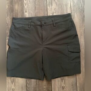 Eddie Bauer Women's Black Flat Front Shorts